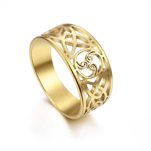 Triskel Ring