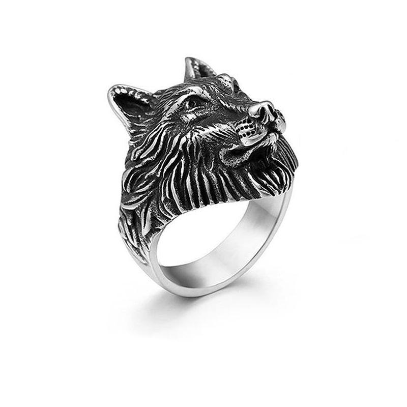 Wolf signet ring